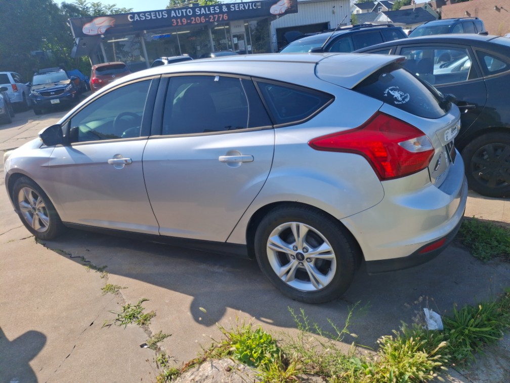 Additional photo of vehicle.