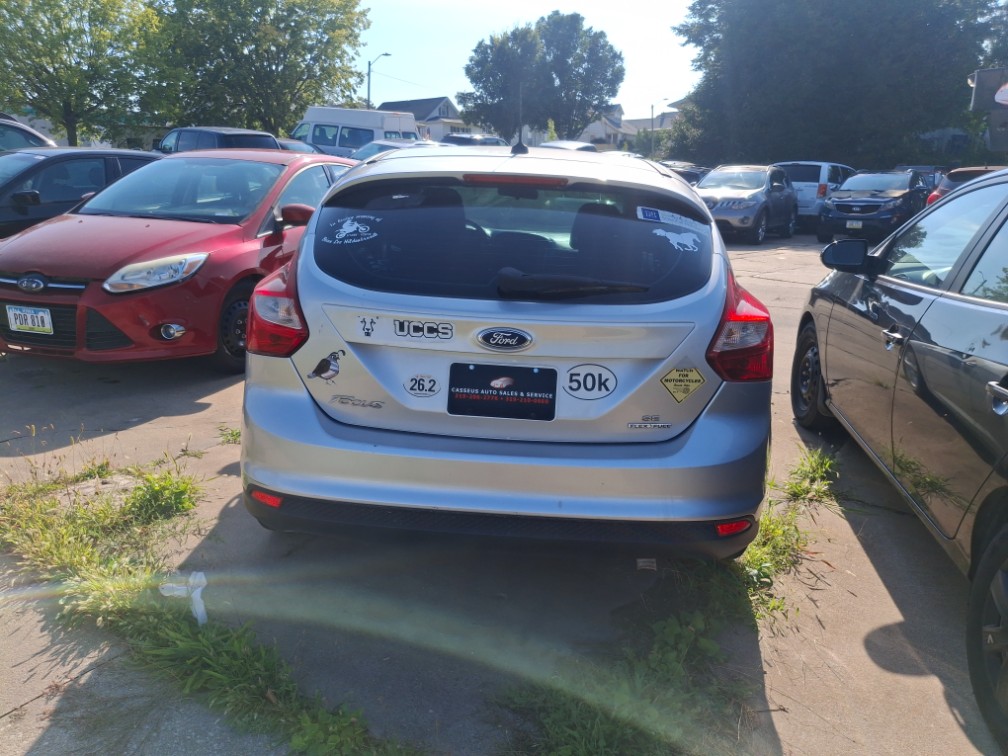 Additional photo of vehicle.