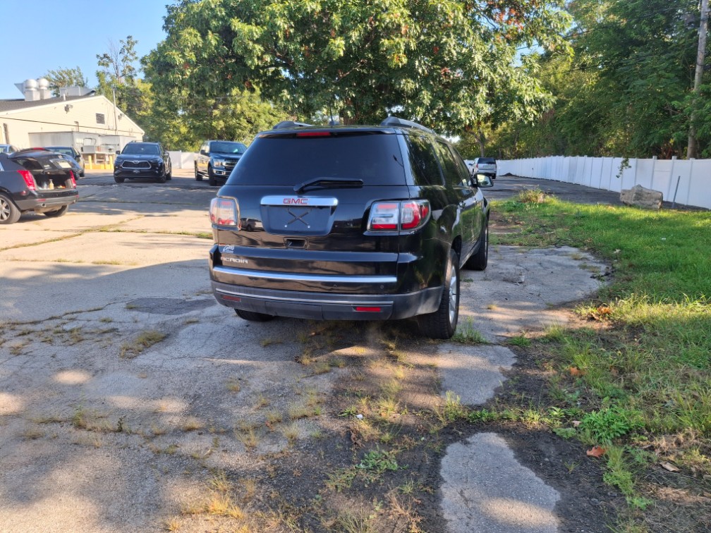 Additional photo of vehicle.