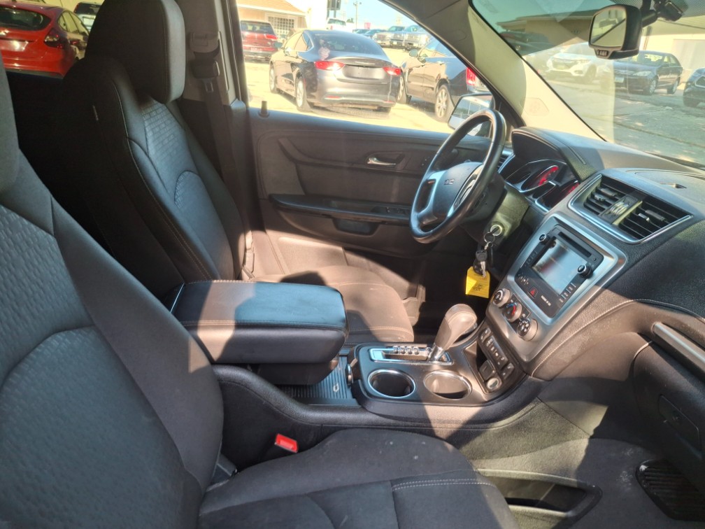 Additional photo of vehicle.