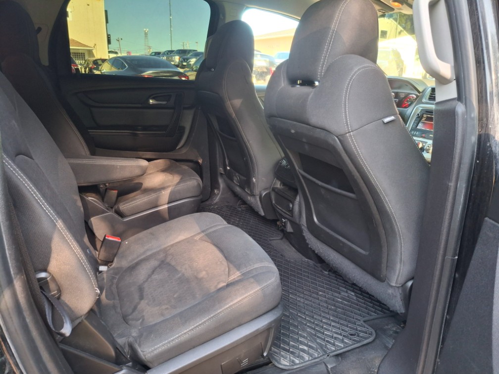 Additional photo of vehicle.