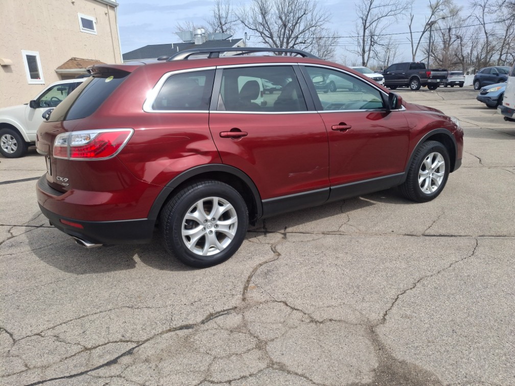 Additional photo of vehicle.
