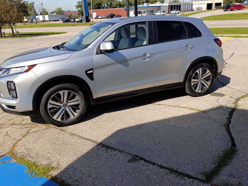 Additional photo of vehicle.