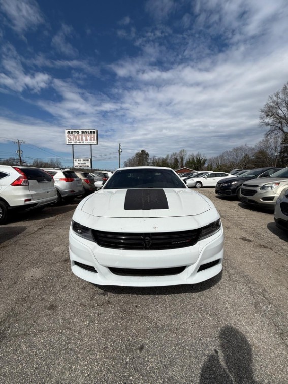 2019 Dodge Charger SXT's photo