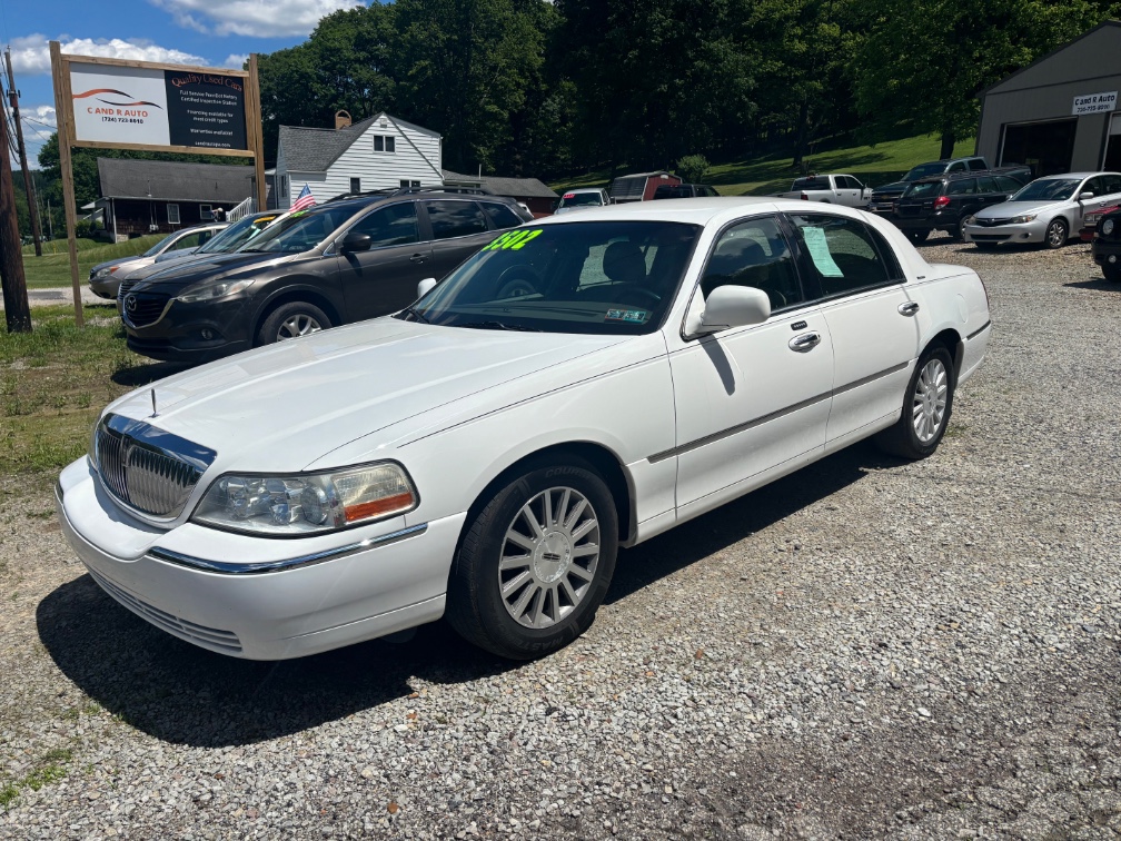 2004 Lincoln Town Car