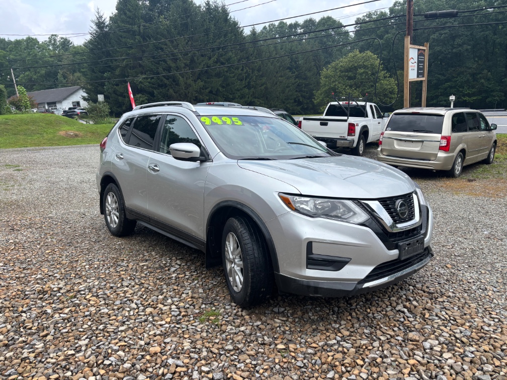2019 Nissan Rogue SV - Photo 1