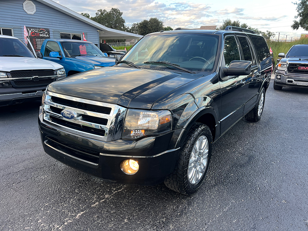 2011 Ford Expedition Limited's photo