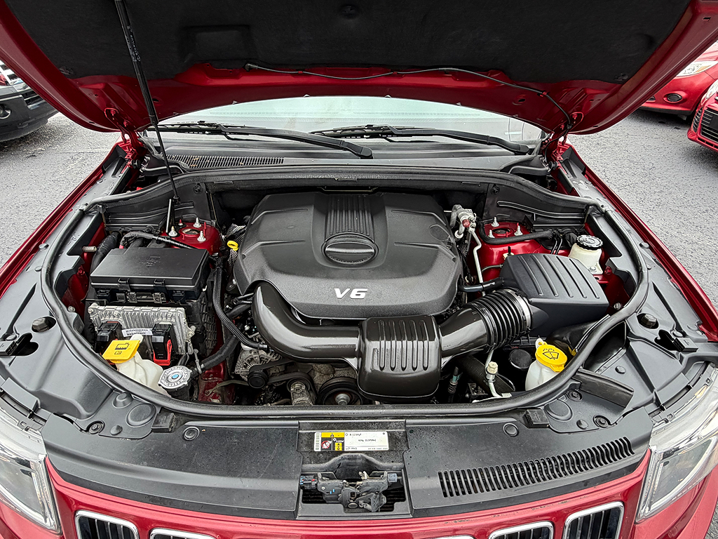 2015 Jeep Grand Cherokee Limited - Photo 18