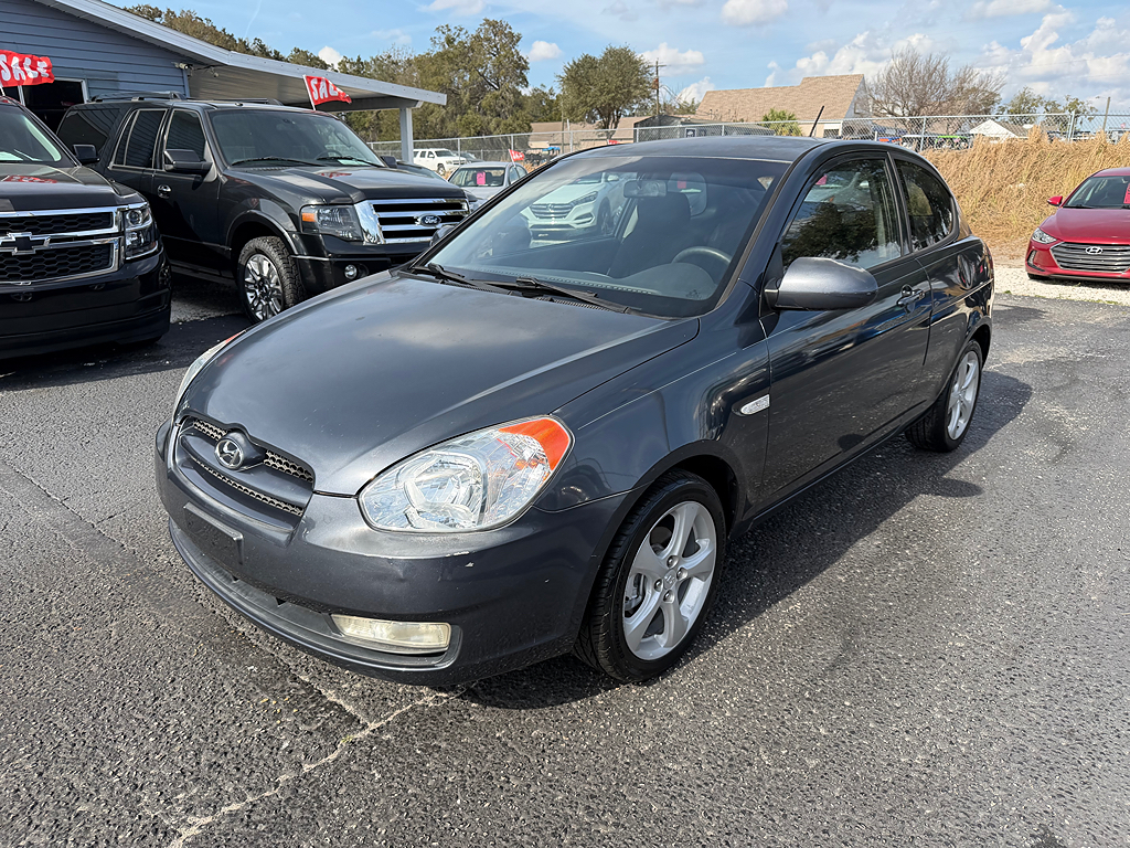 2009 Hyundai Accent SE
