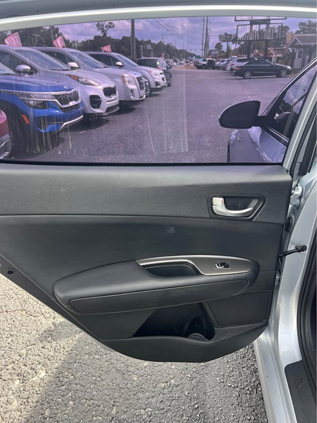 2019 Kia Optima LX - Photo 12