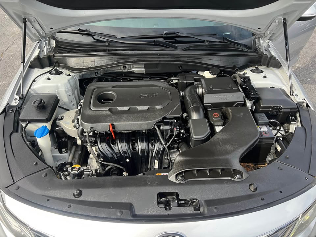 2019 Kia Optima LX - Photo 19