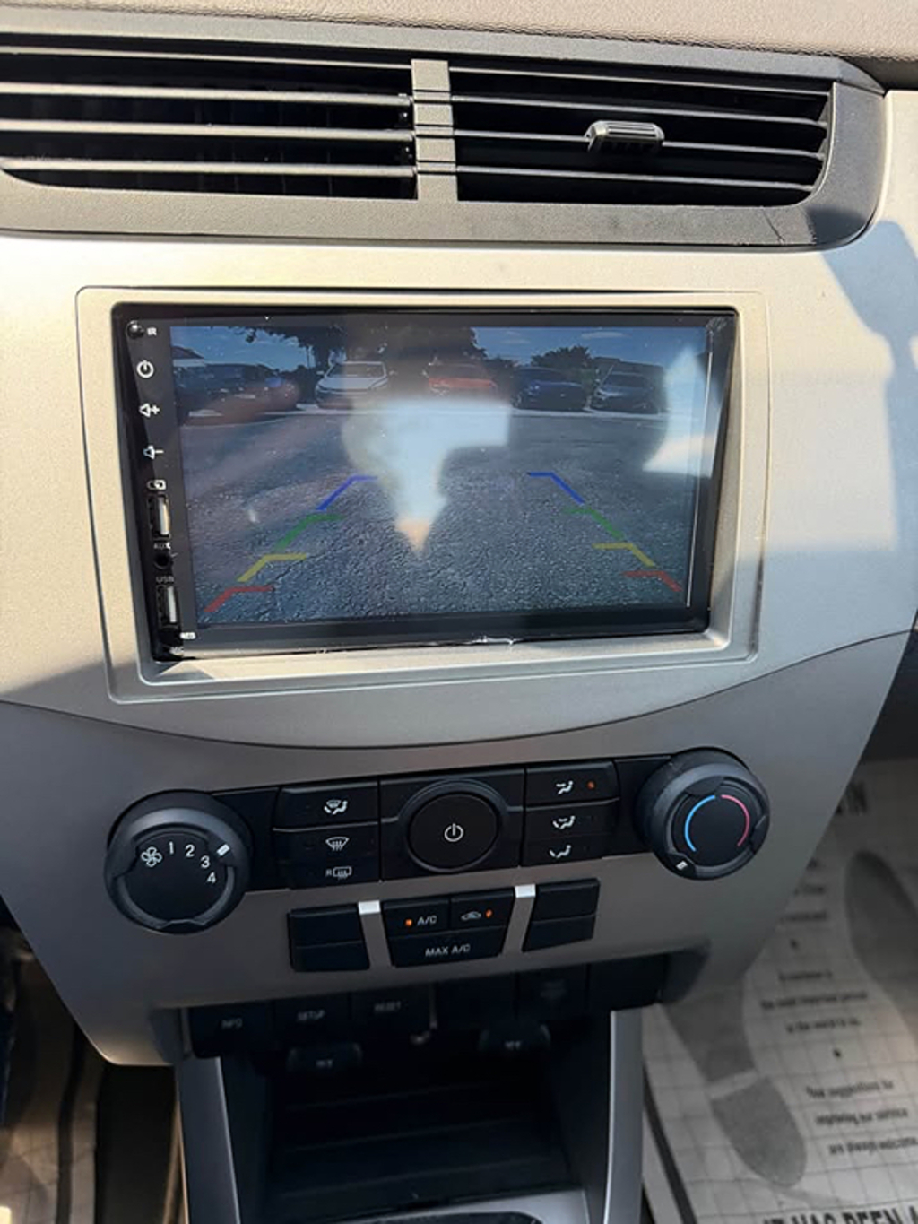 Additional photo of vehicle.