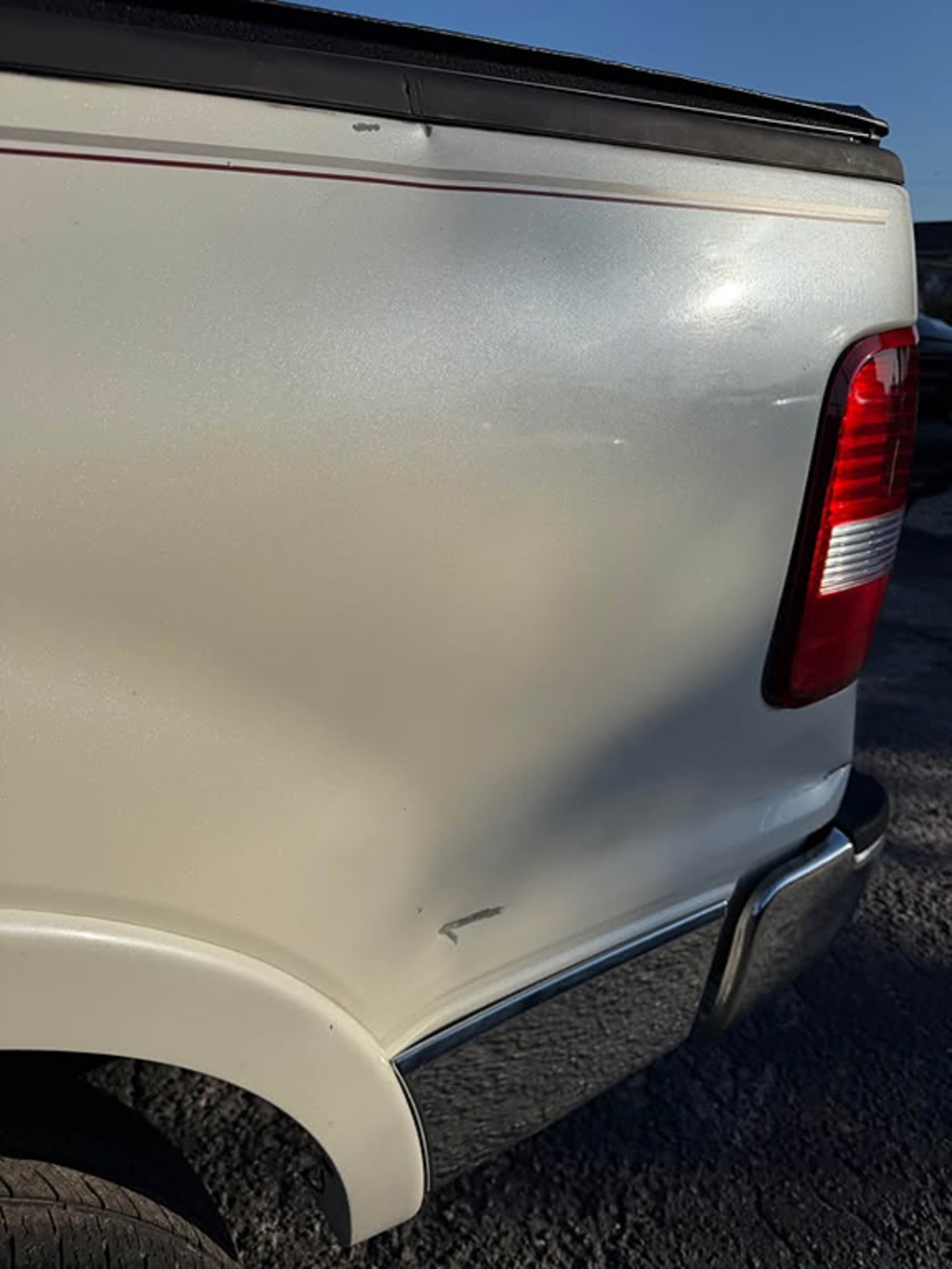 Additional photo of vehicle.