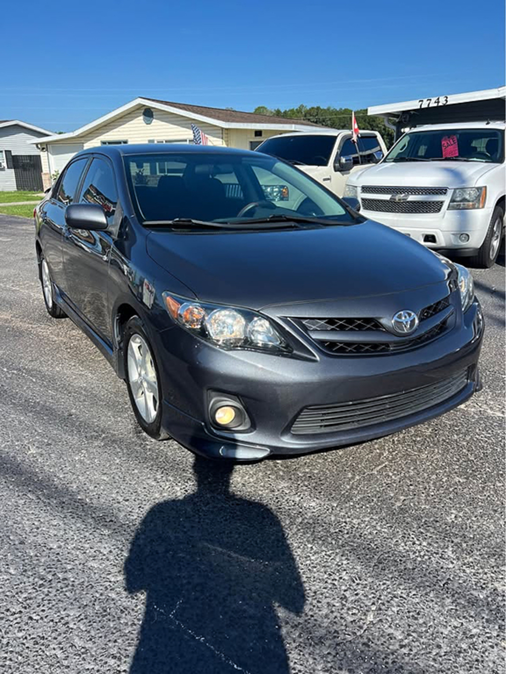 Additional photo of vehicle.