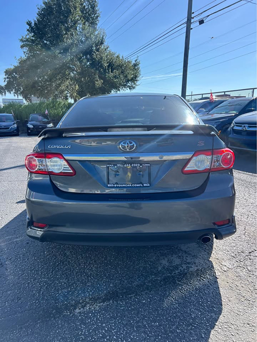 Additional photo of vehicle.