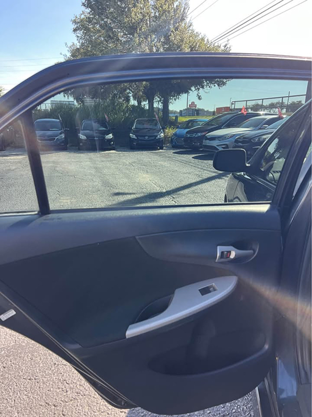 Additional photo of vehicle.