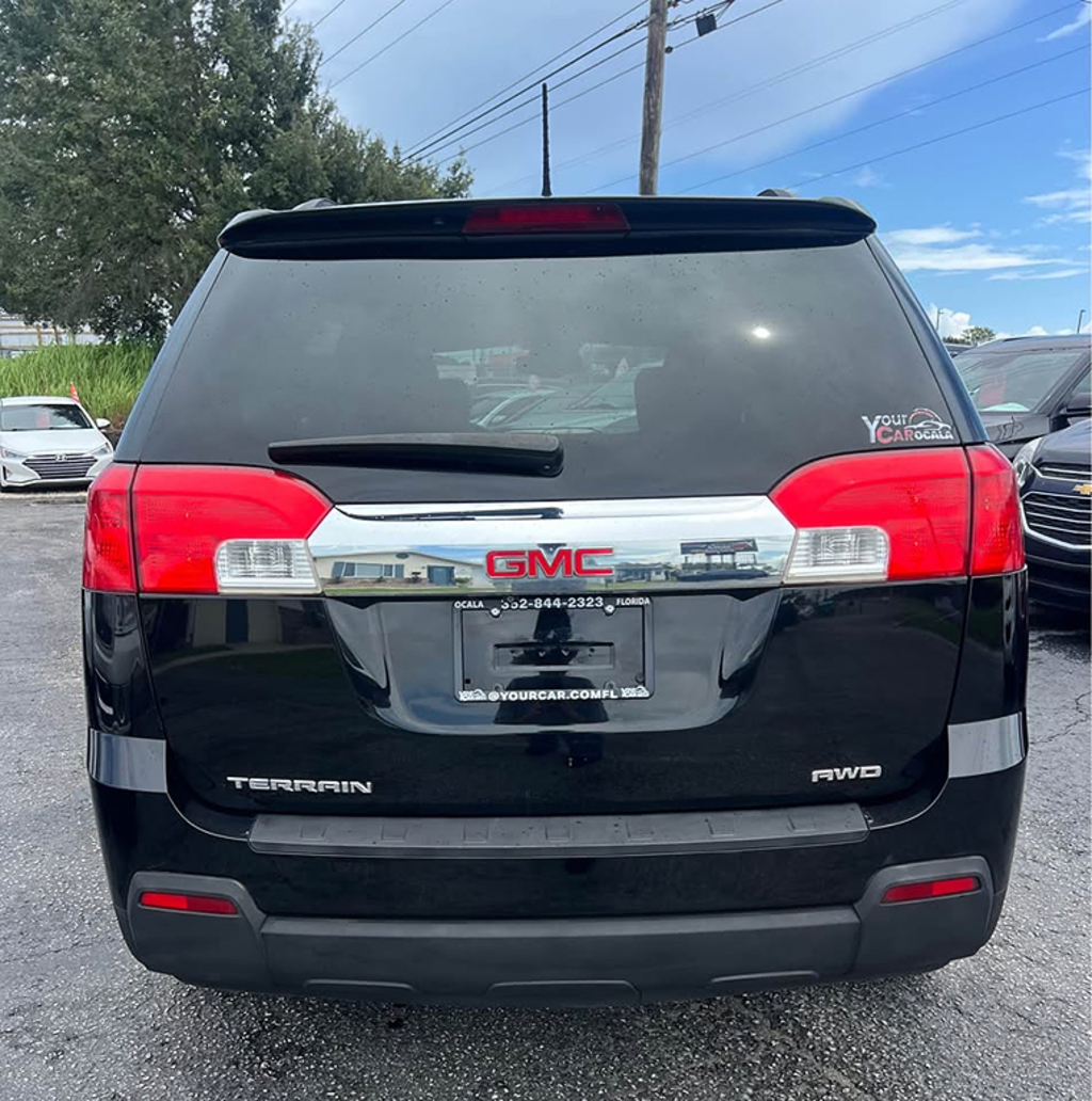 Additional photo of vehicle.