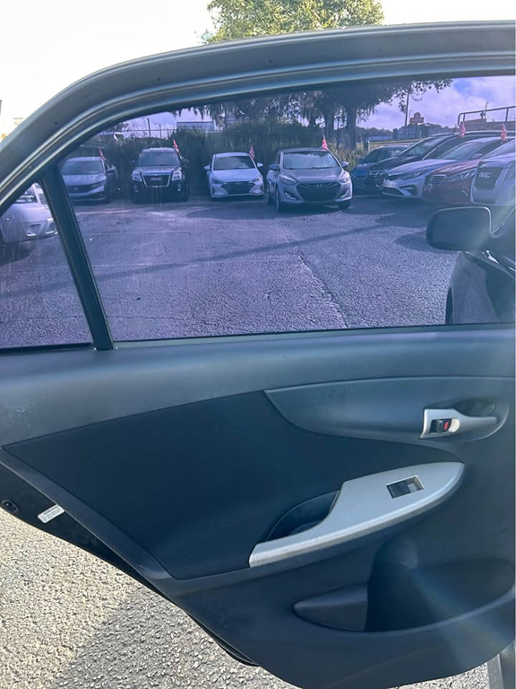 Additional photo of vehicle.