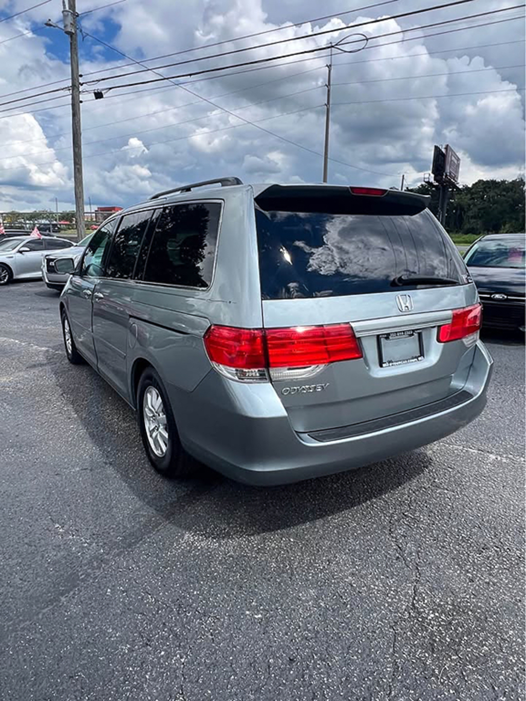 Additional photo of vehicle.