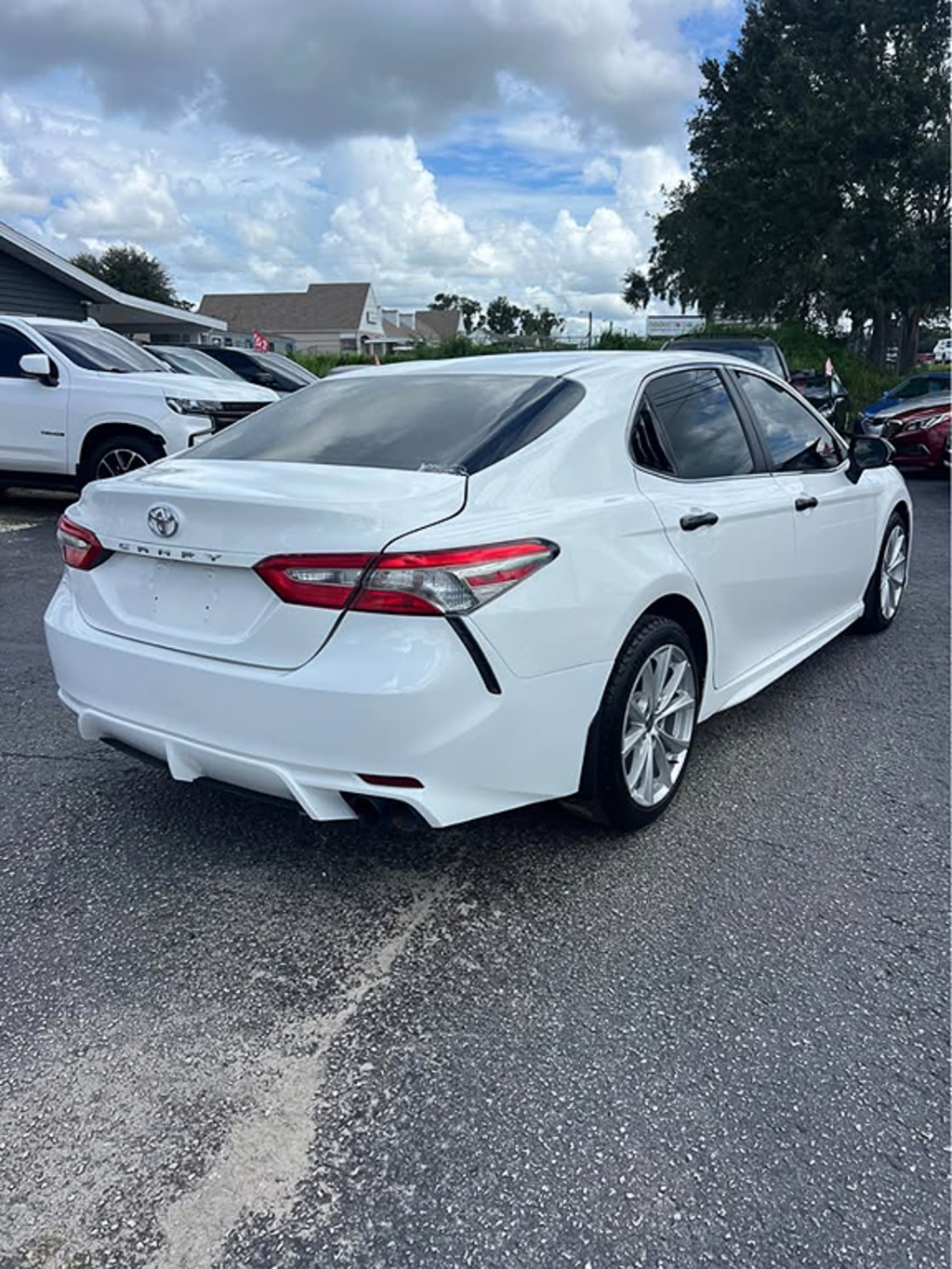 Additional photo of vehicle.