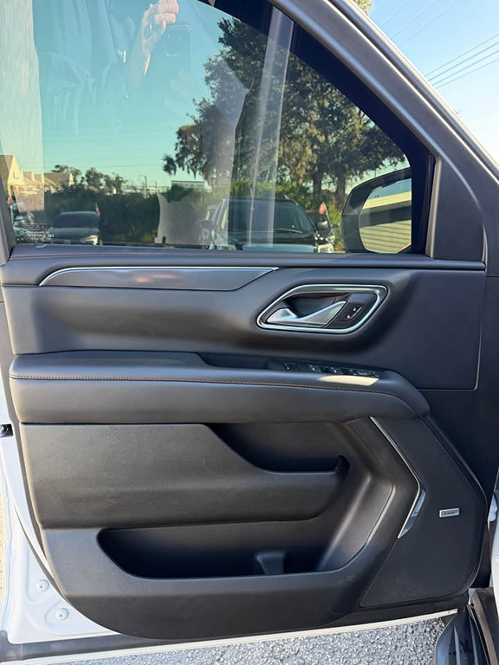 Additional photo of vehicle.