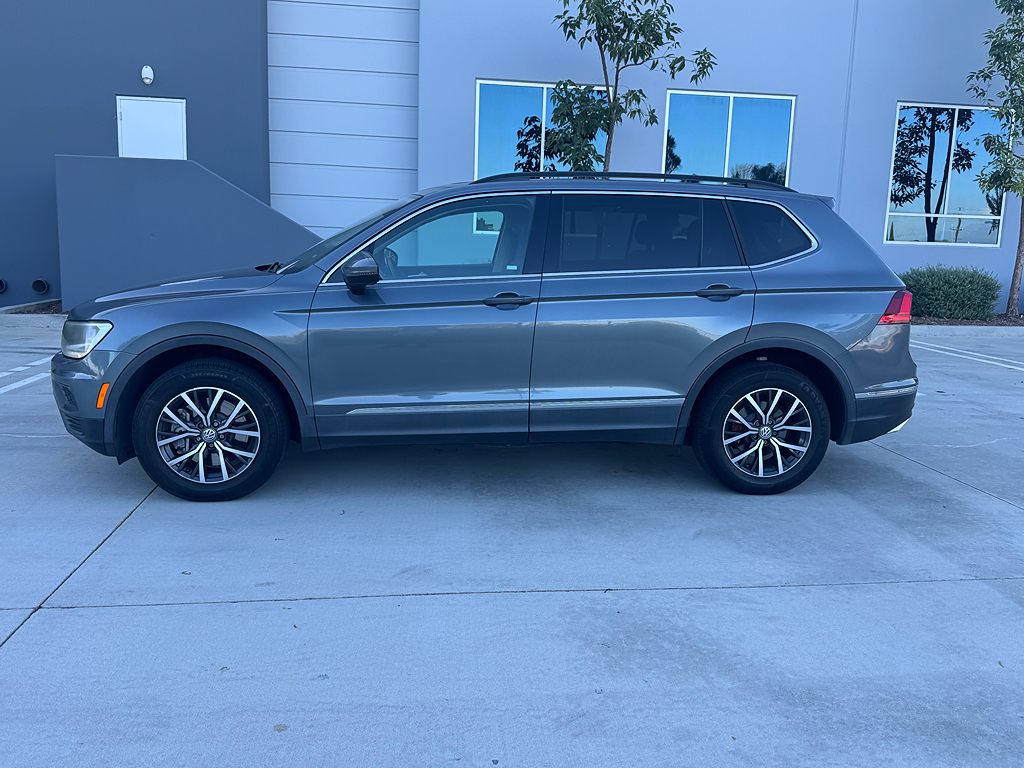 2020 Volkswagen Tiguan SE's photo