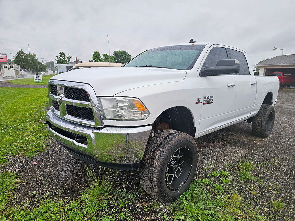 2017 RAM 2500 SLT 4X4 Crew Cab SWB's photo