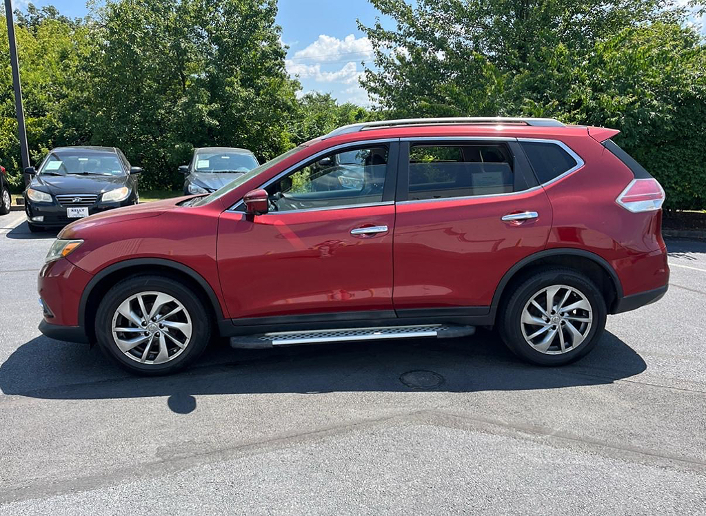 Additional photo of vehicle.