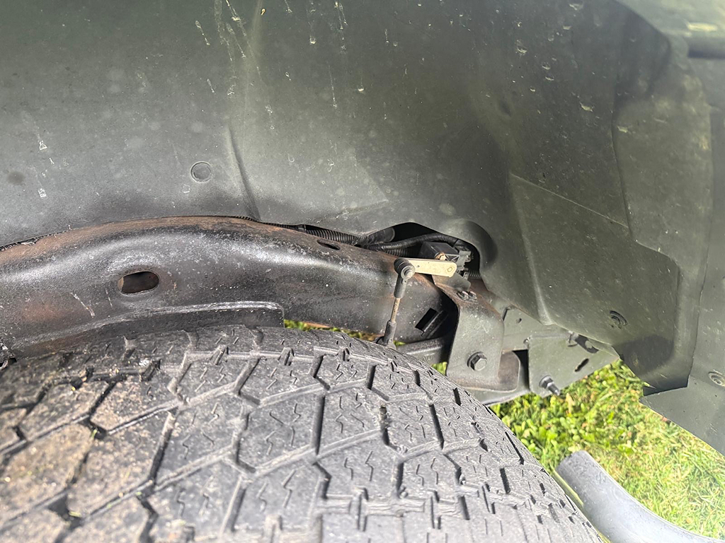 Additional photo of vehicle.