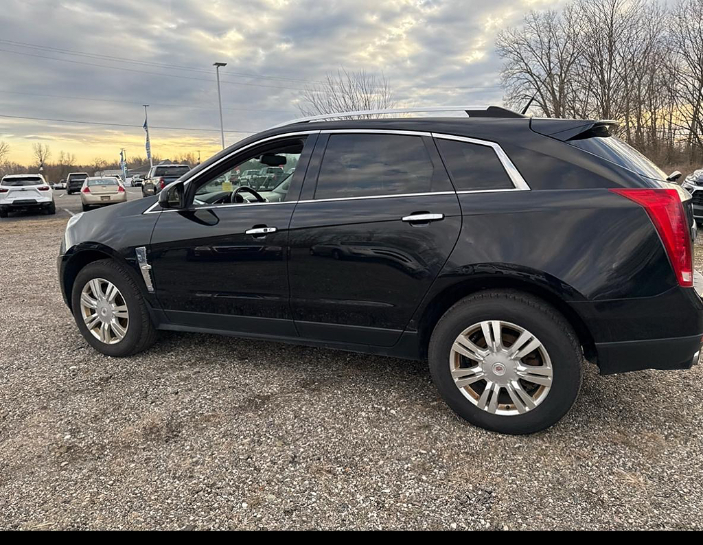 Additional photo of vehicle.