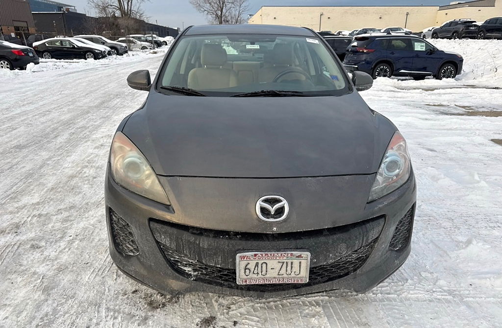 Additional photo of vehicle.