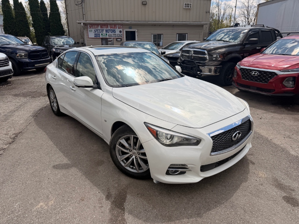 2015 INFINITI Q50 Premium