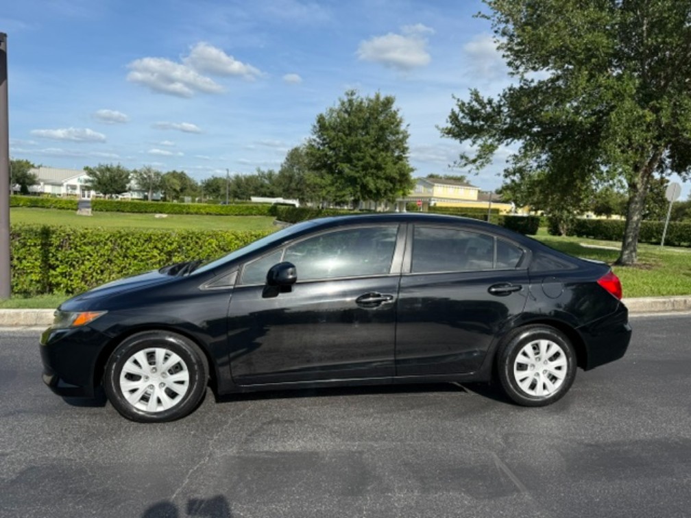 2012 Honda Civic LX Auto's photo