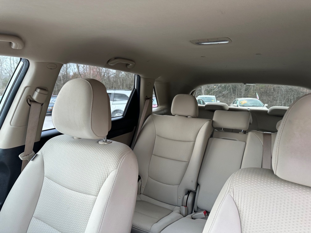 2012 Kia Sorento LX - Photo 13