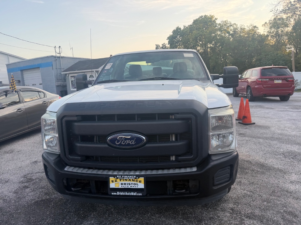 Additional photo of vehicle.