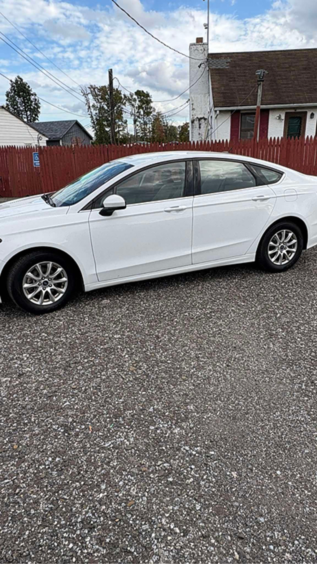 2018 Ford Fusion S's photo