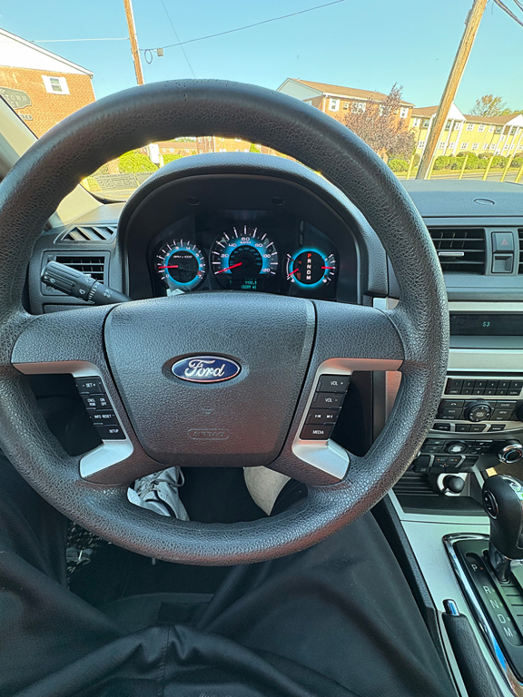 2012 Ford Fusion SE's photo