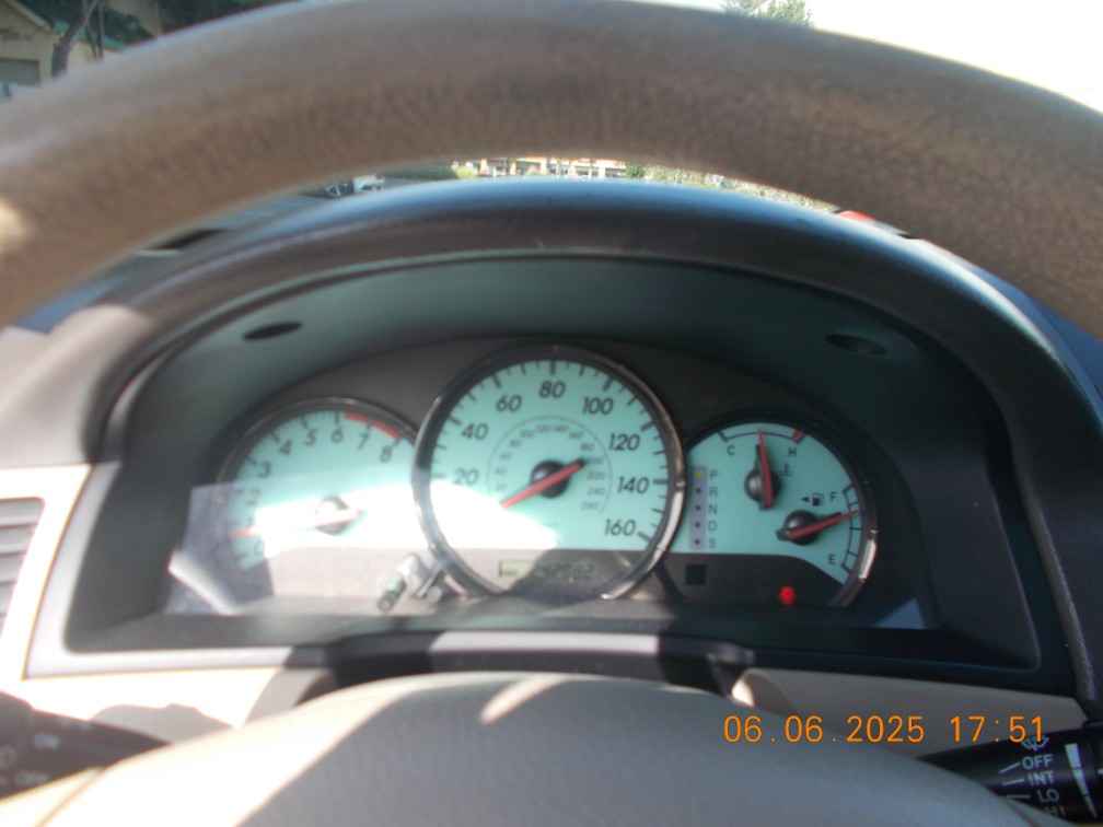 Additional photo of vehicle.