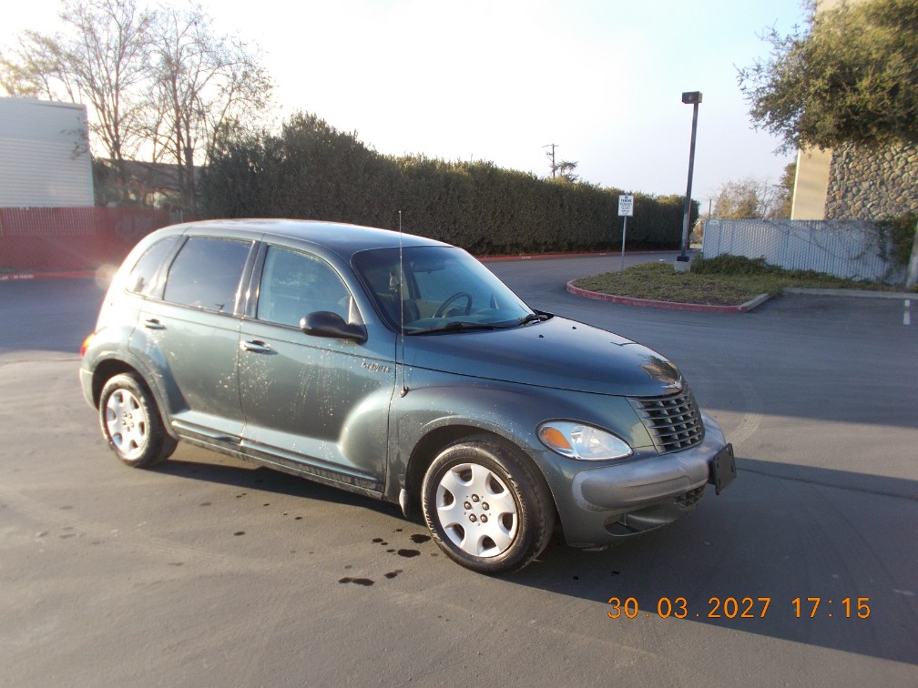 Additional photo of vehicle.