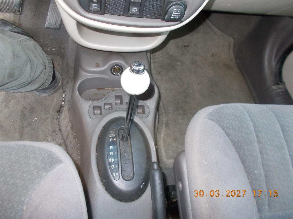 Additional photo of vehicle.