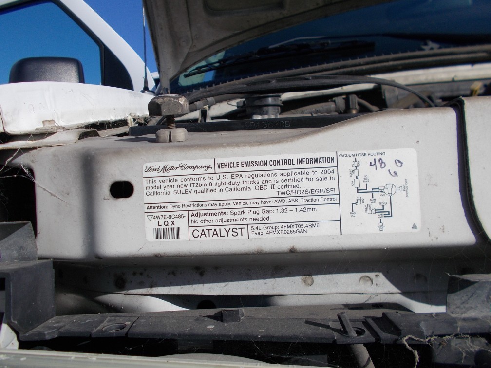 2004 Ford Econoline Wagon XL - Photo 23