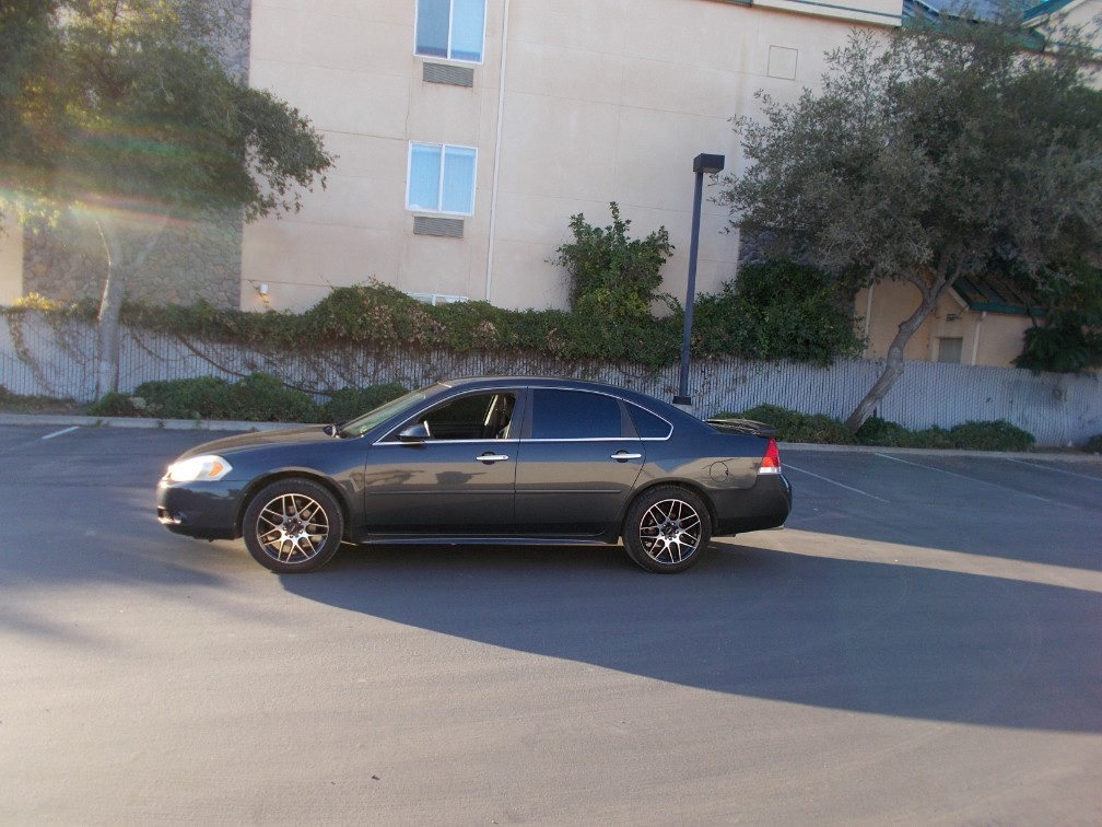 Additional photo of vehicle.
