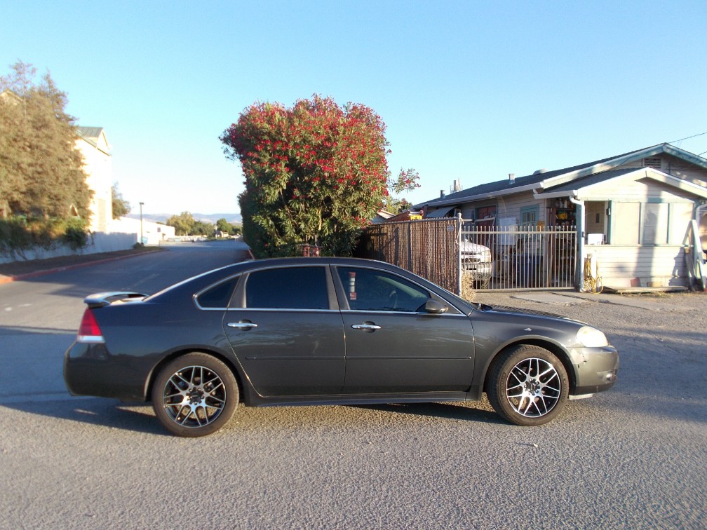 Additional photo of vehicle.