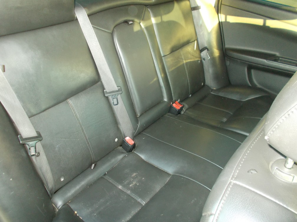 Additional photo of vehicle.