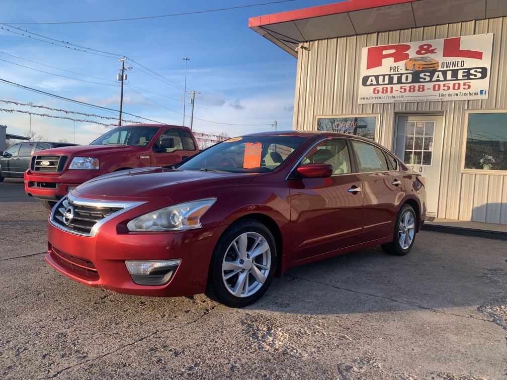 2014 Nissan Altima SV's photo