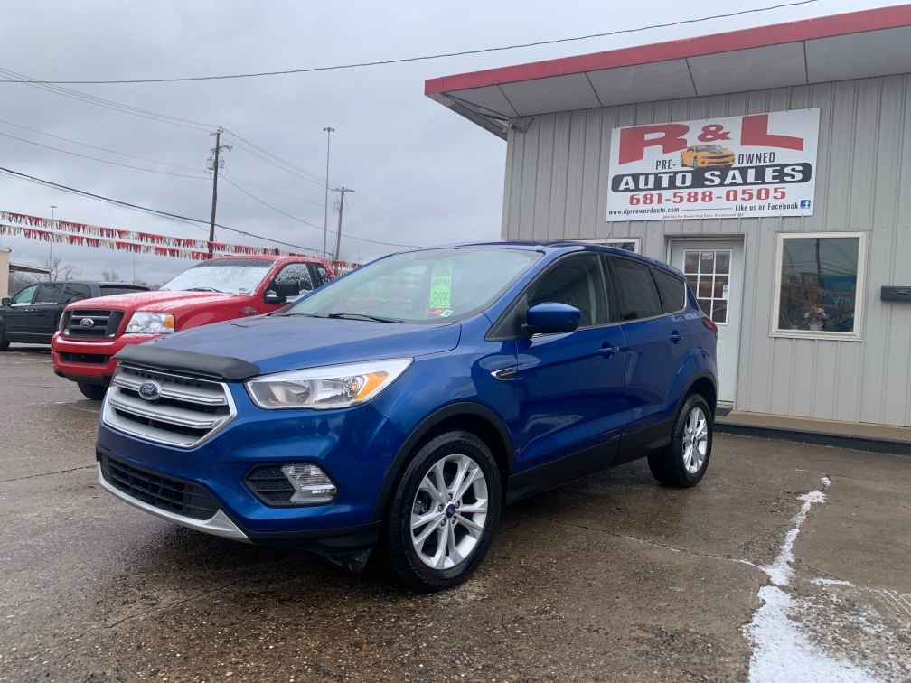 2019 Ford Escape SE's photo