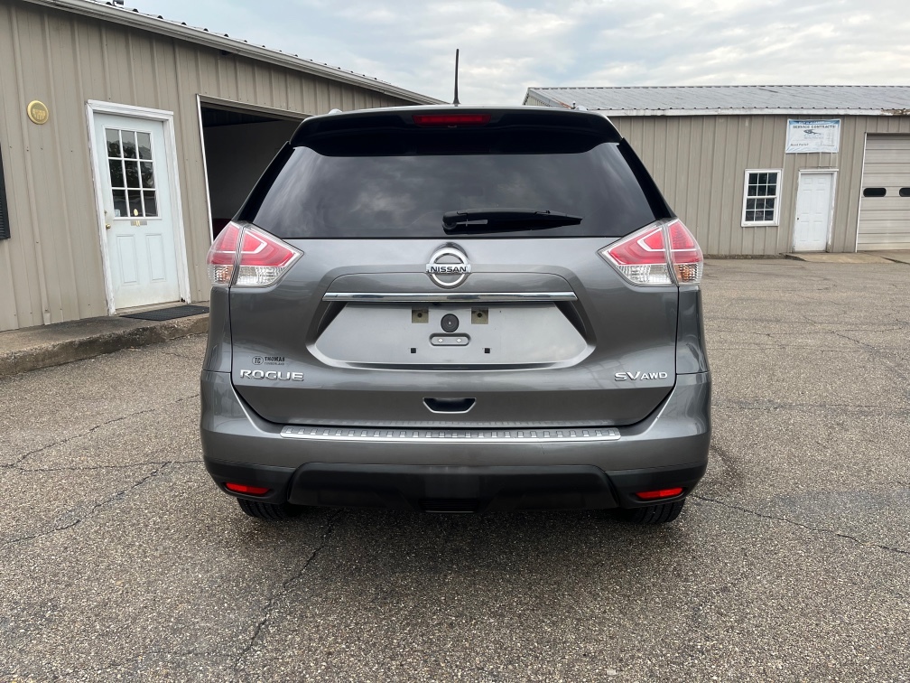 Additional photo of vehicle.