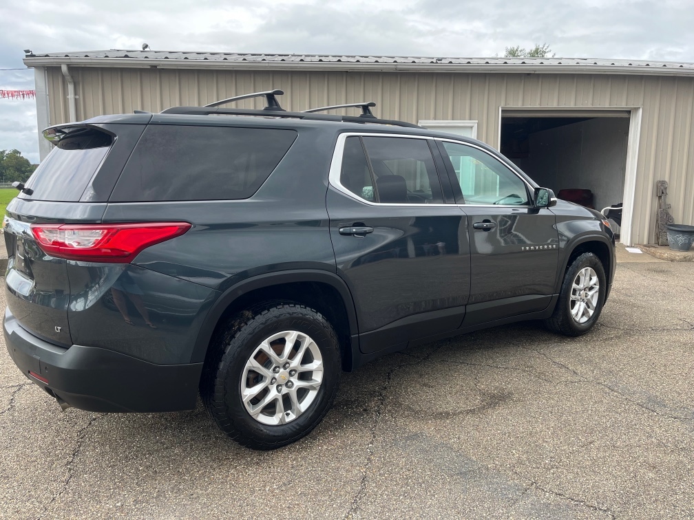 Additional photo of vehicle.