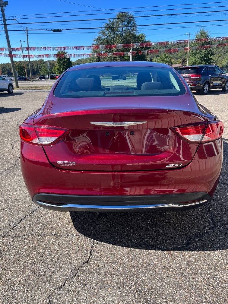 Additional photo of vehicle.