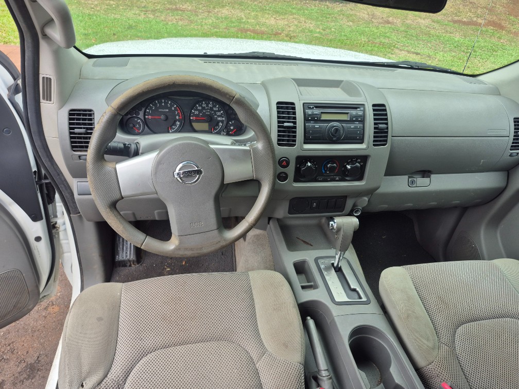 Additional photo of vehicle.
